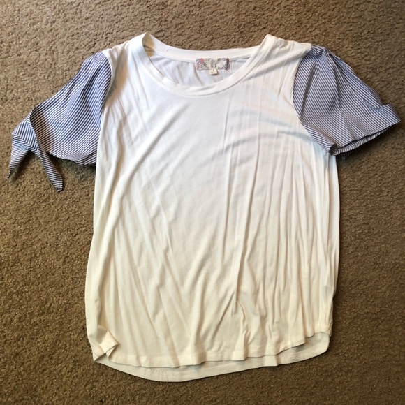 Women’s Shirt - Picture 1 of 1